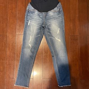 1822 Maternity Jeans